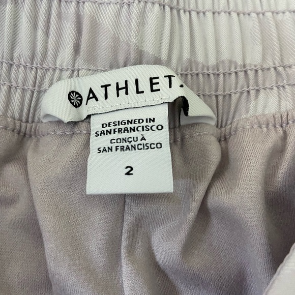 NWT Athleta Brooklyn Lined Camo Jogger in Shasta Purple size 2 - Picture 8 of 8